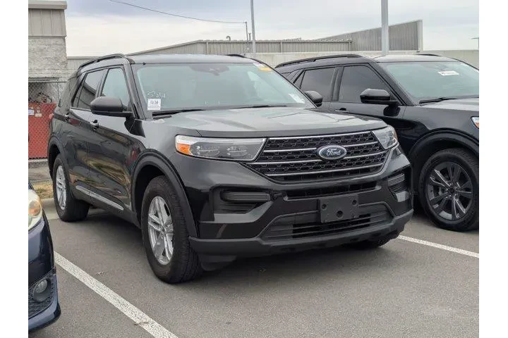 $25905 : Ford Explorer 2020 AWD XLT 4 image 2