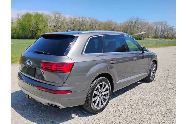 $16997 : 2019 Q7 quattro Prestige 55 T image 7