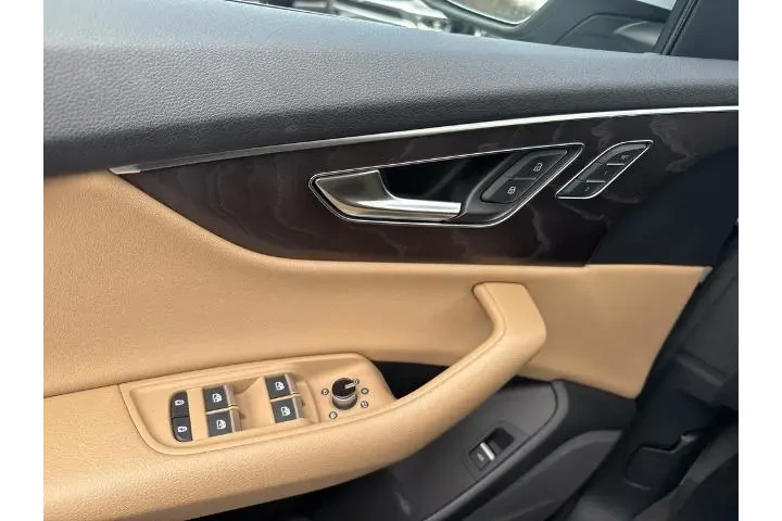 $27987 : Audi Q8 2019 AWD quattro Pre image 9