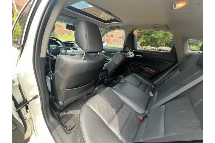 $17500 : 2012 Crosstour EX-L V6 image 9