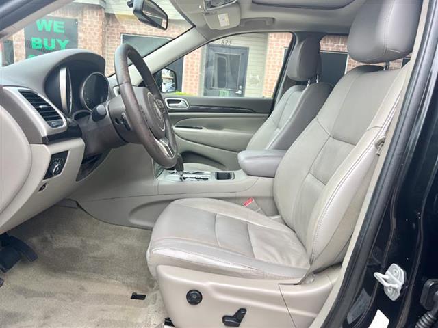 $10950 : 2012 JEEP GRAND CHEROKEE Lare image 8