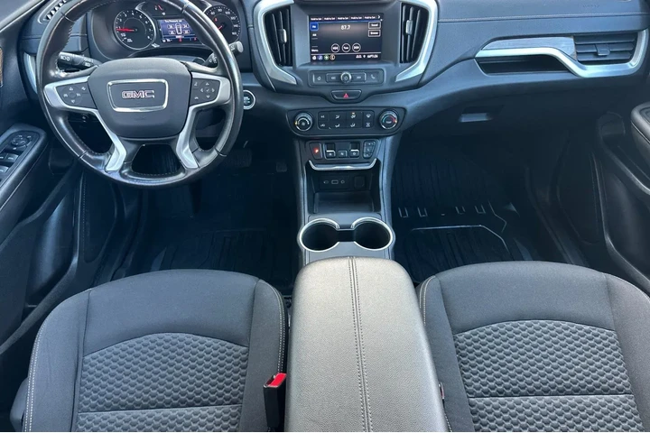 $20900 : GMC Terrain 2020 SLE 4dr SUV image 6