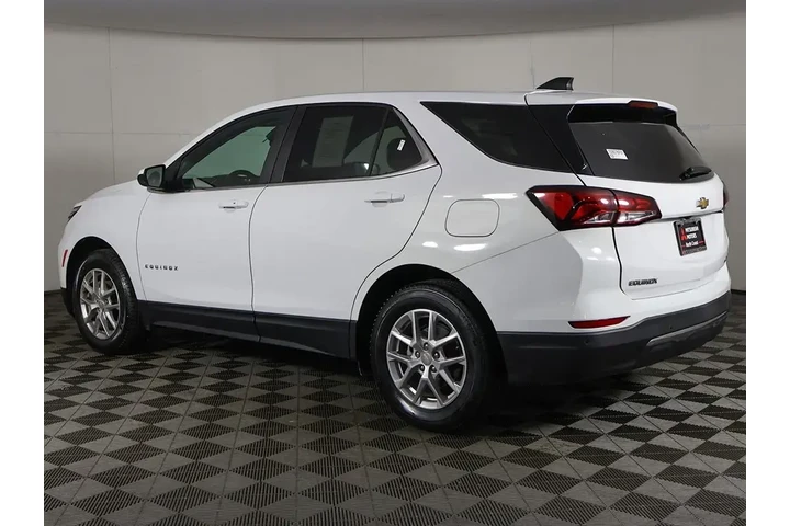 $18693 : Chevrolet Equinox 2024 4x4 L image 8