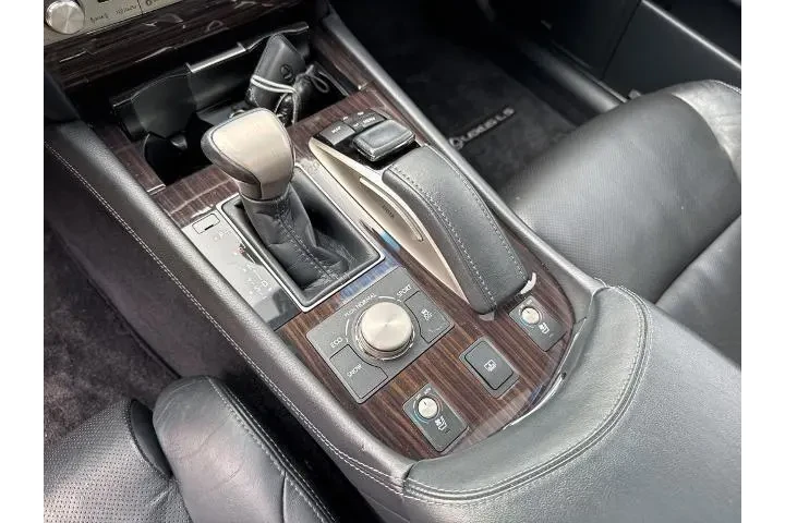 $23000 : Lexus LS 460 2017 4dr Sedan image 10