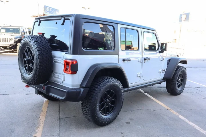 $41587 : 2024 Wrangler Rubicon 4 Door image 5