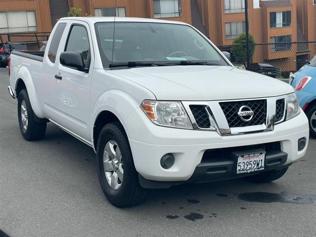 $13900 : Used 2012 Frontier SV King Ca image 3