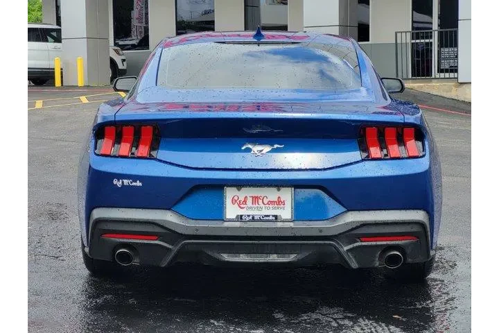 $28600 : Ford Mustang 2024 EcoBoost 2 image 4