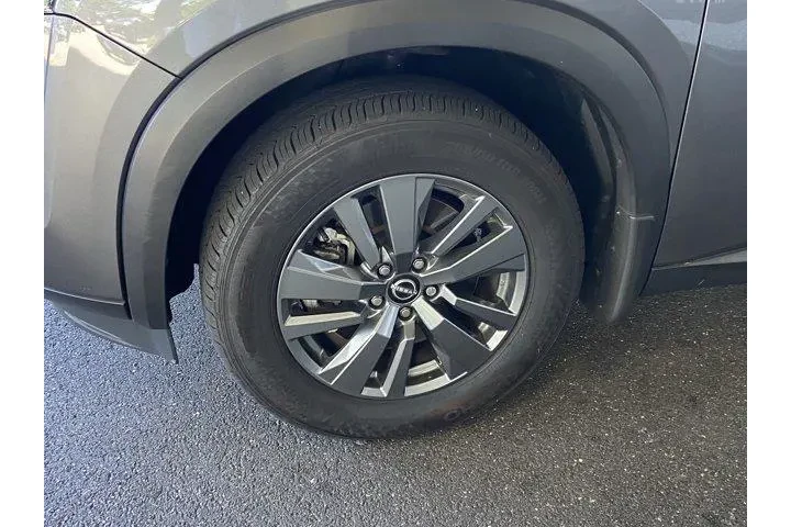 Nissan Pathfinder 2024 AWD S image 9