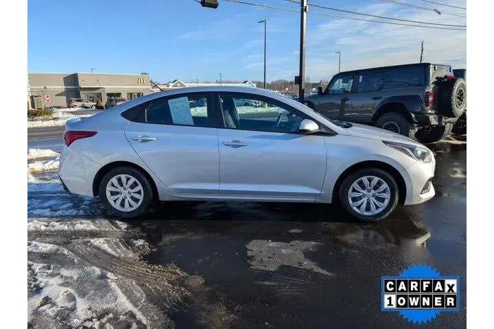 $11749 : Hyundai ACCENT 2022 SE 4dr S image 2