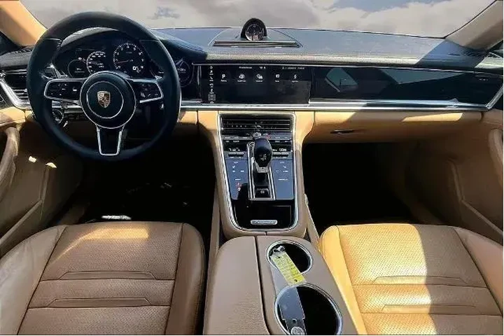 $39991 : Porsche Panamera 2018 4dr Se image 7
