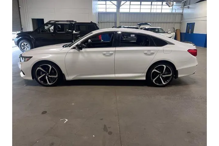 $25588 : Honda Accord 2022 Sport 4dr image 6