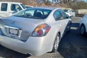 $8500 : 2012 Altima 2.5 S thumbnail