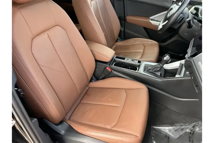 $21140 : Audi Q3 2022 AWD quattro S l image 10