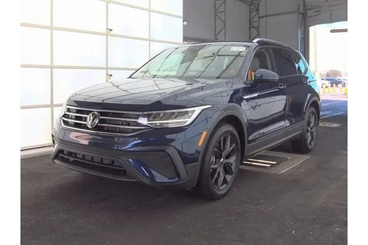 $23000 : Volkswagen Tiguan 2024 SE 4d image 2