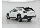 $29998 : Subaru Outback 2024 AWD Limi thumbnail