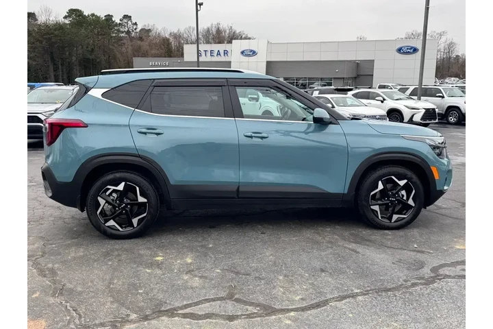 $23383 : Kia Seltos 2024 EX 4dr SUV image 4