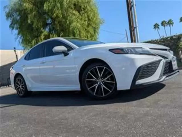 $25990 : 2021 TOYOTA CAMRY2021 TOYOTA image 10