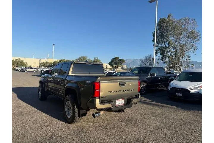 $38800 : Toyota Tacoma 2024 4x4 SR5 4 image 5