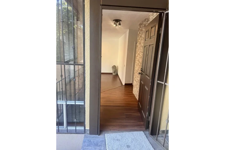 $1800 : Departamento muy ubicado Renta image 9