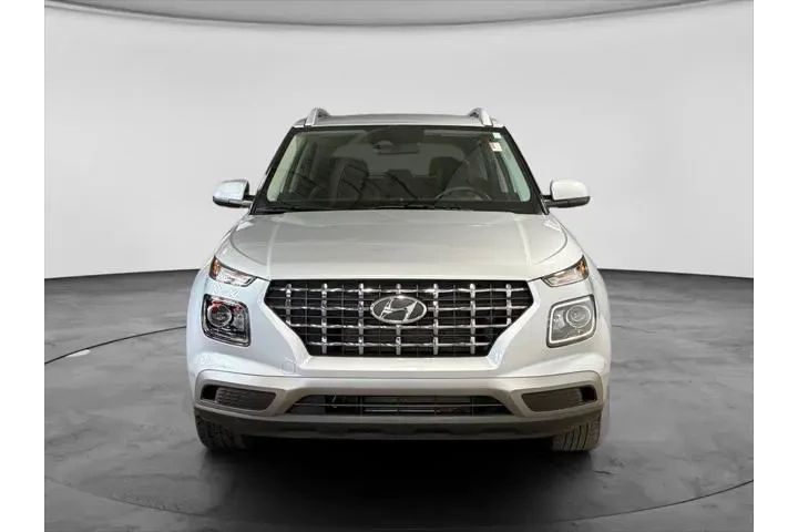 $17610 : Hyundai VENUE 2023 SEL 4dr C image 9