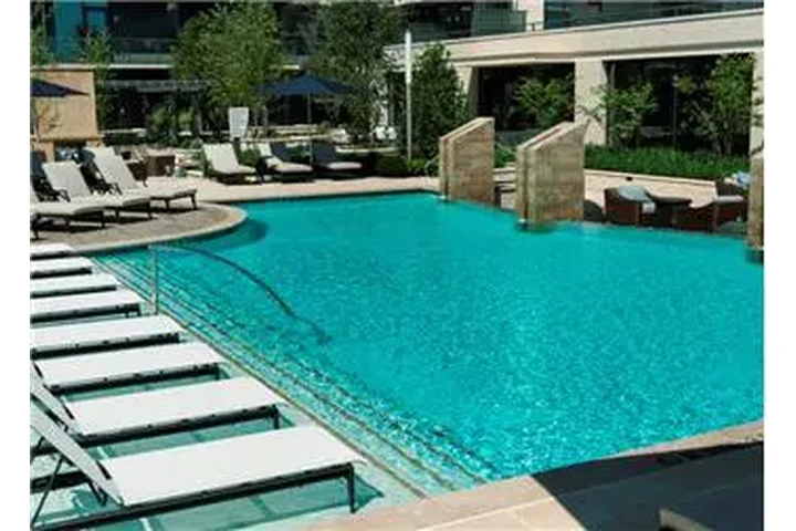 $3037 : Rental property with 1 bedro image 4