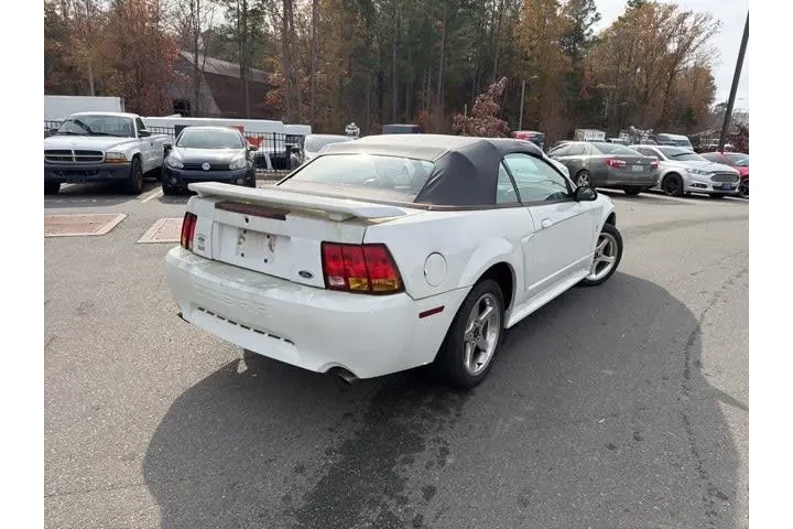 $19993 : Ford Mustang SVT Cobra 2001 image 4