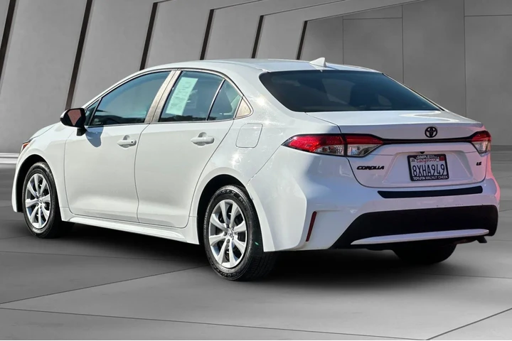 $17300 : Toyota Corolla 2021 LE 4dr S image 10