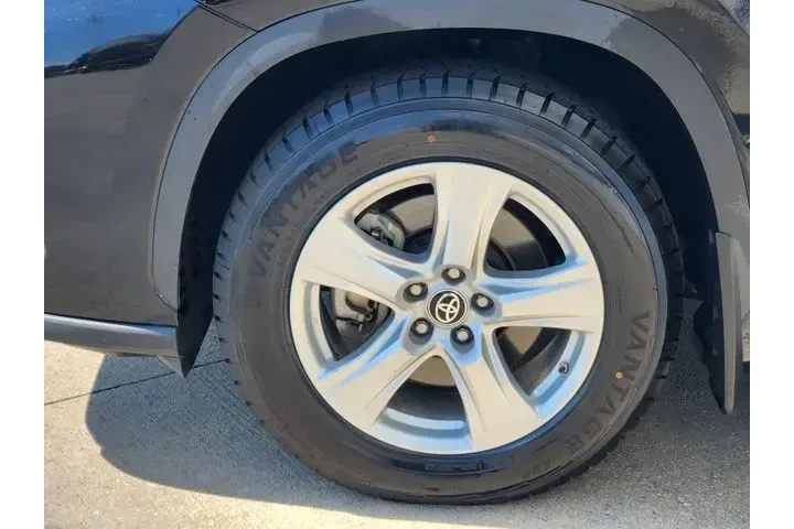 $32252 : Toyota Highlander 2024 AWD P image 10