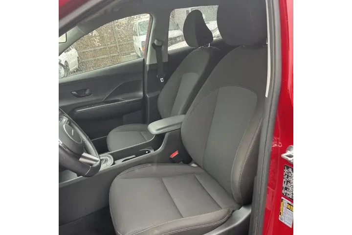 $20799 : Hyundai KONA 2025 SEL 4dr Cr image 9