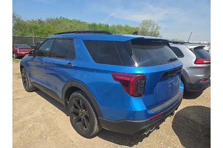 $35781 : Ford Explorer 2023 AWD ST 4d image 10