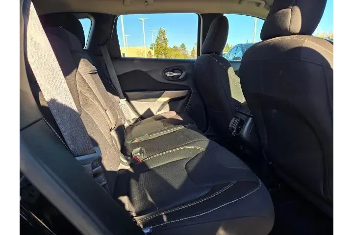 $9990 : Jeep Cherokee 2017 Latitude image 9