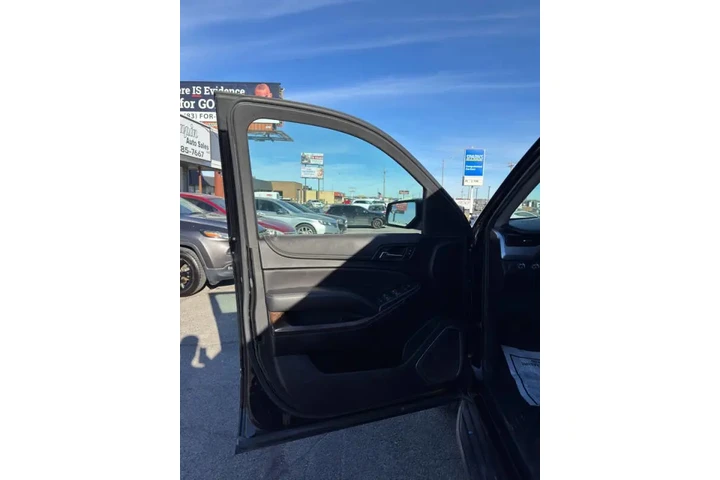 $21350 : 2020 Tahoe Police image 8