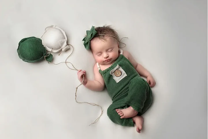Houston Newborn Photographer image 5