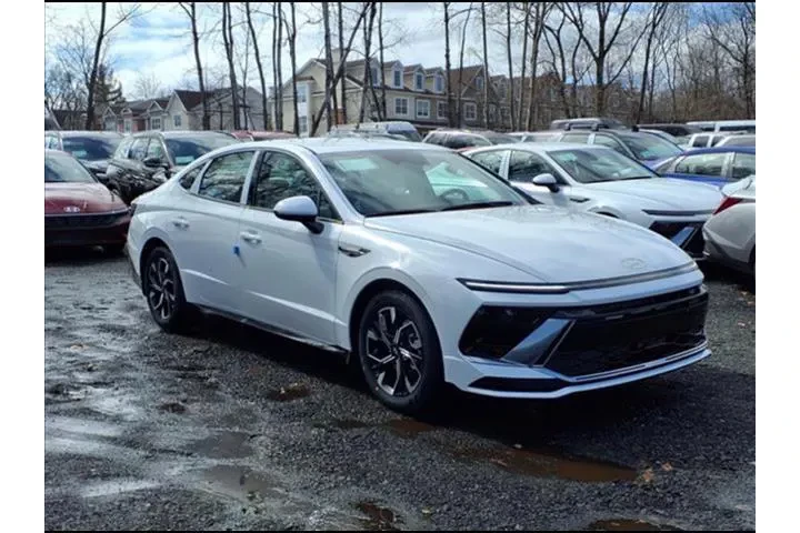 $30135 : Hyundai SONATA 2025 SEL 4dr image 3