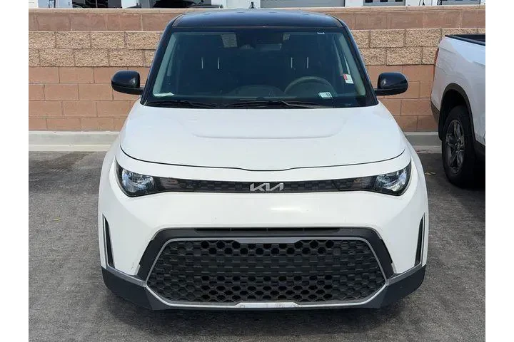 $18588 : Kia Soul 2023 S 4dr Crossove image 7