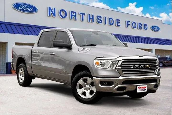 $24977 : Ram 1500 2021 4x2 Big Horn 4 image 1