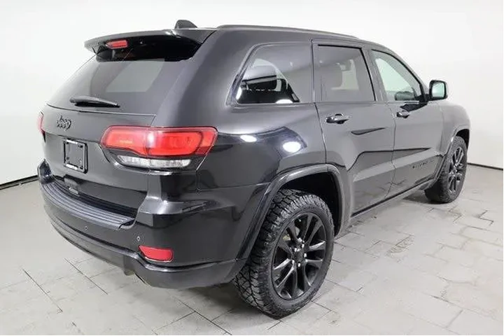 Jeep Grand Cherokee 2019 4x4 image 5