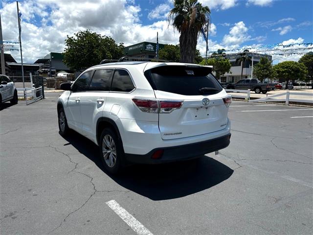 $21995 : 2015 Highlander image 4