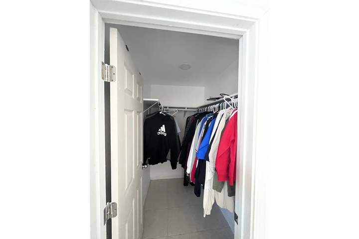 $2000 : Casa Chica image 1