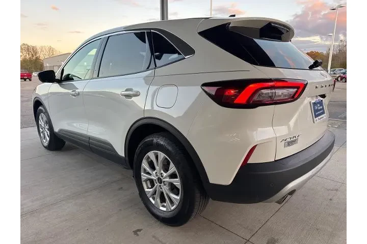 $24900 : Ford Escape 2023 AWD Active image 5