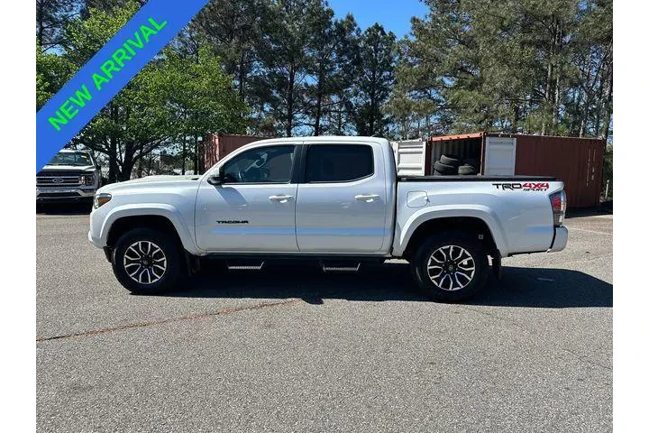 $39084 : Toyota Tacoma 2023 4x4 TRD P image 4