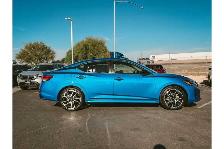 $23997 : Nissan Sentra 2025 SR 4dr Se image 4