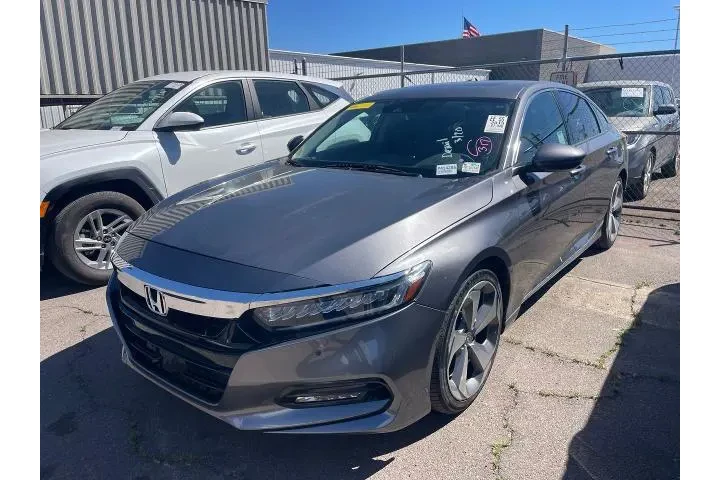 $22516 : Honda Accord 2019 Touring 4d image 1