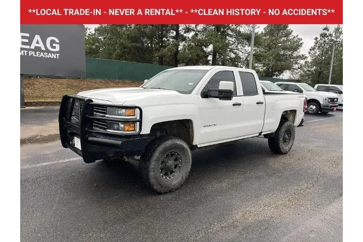 $12990 : Chevrolet Silverado 2500HD 2 image 2