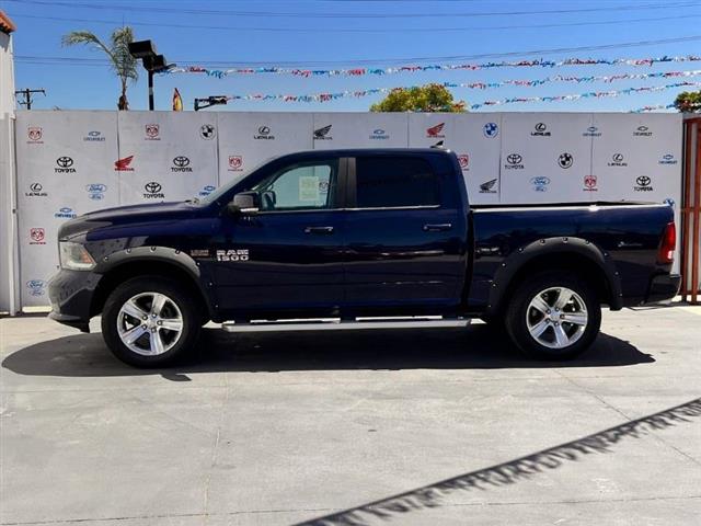 $27995 : Used 2015 1500 4WD Crew Cab 1 image 6