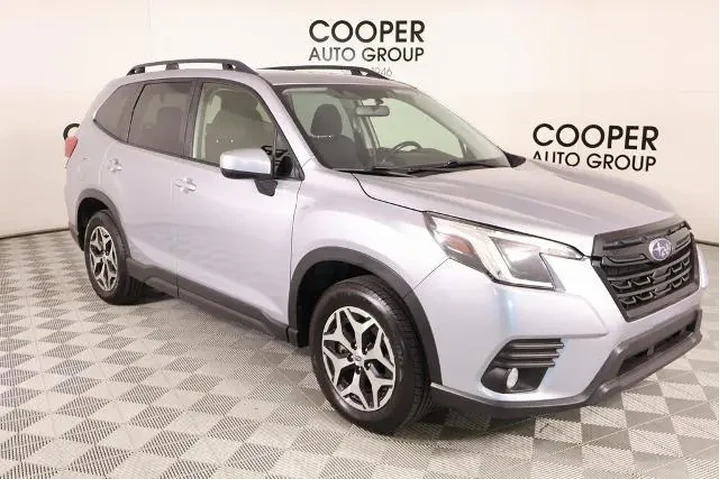 $20671 : Subaru Forester 2022 AWD Pre image 1