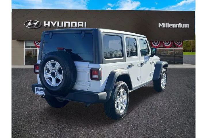 $28187 : Jeep Wrangler Unlimited 2021 image 5