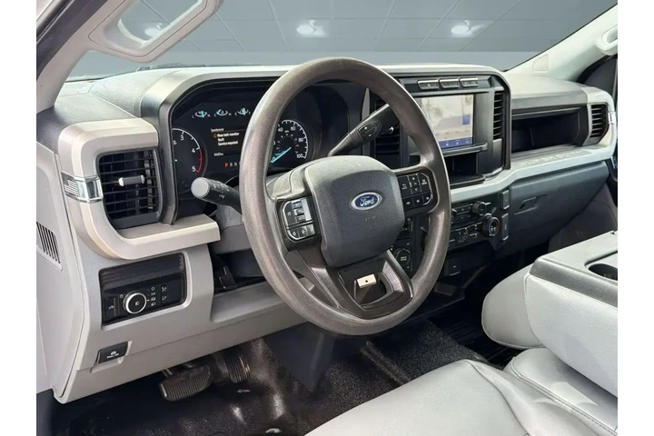 $39996 : Ford F-350 Super Duty 2023 4 image 4