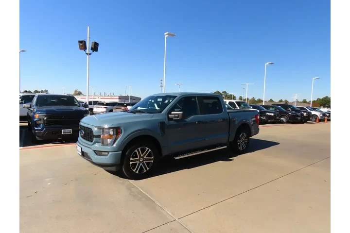 $36999 : Ford F-150 2023 4x2 XL 4dr S image 2