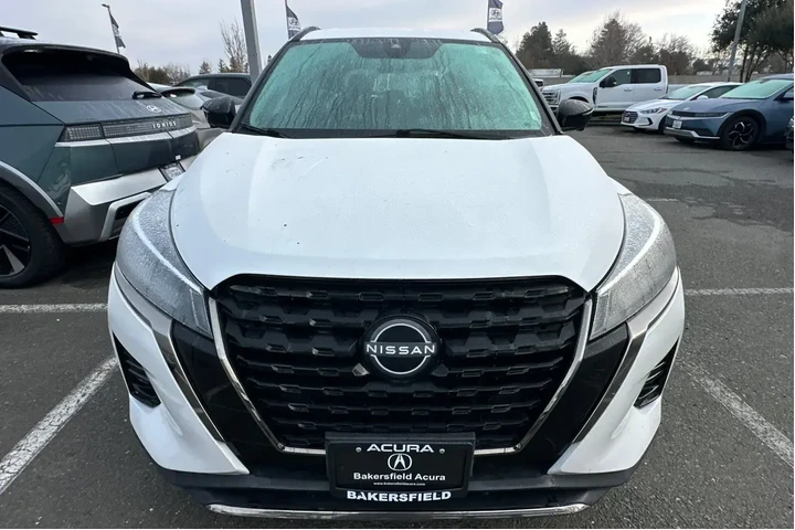 $17990 : Nissan Kicks 2023 SR 4dr Cro image 5